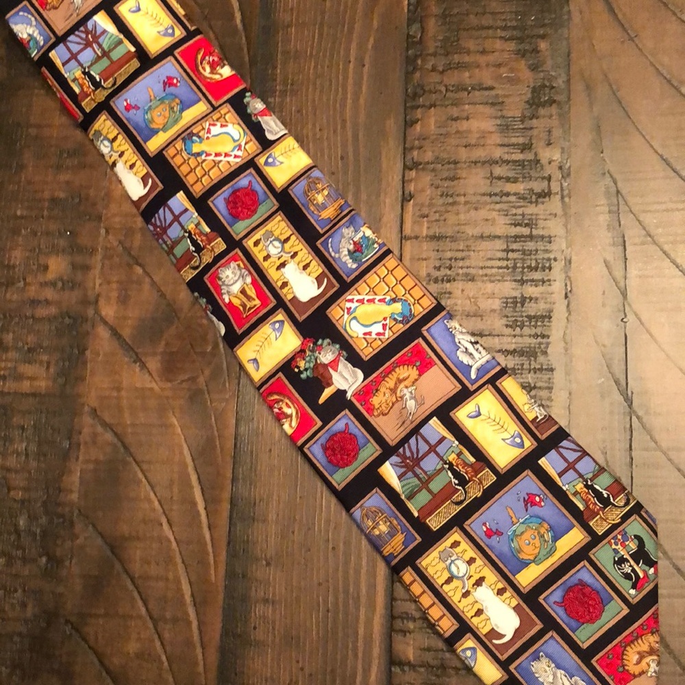 Alynn Neck wear  “Feline Gallery” neck tie CATS!